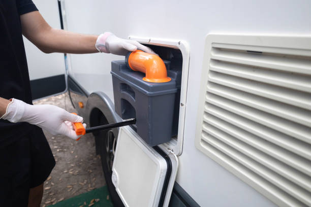 Best High-end porta potty rental  in Country Knolls, NY